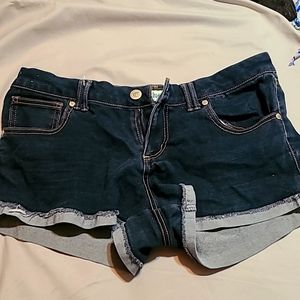 Low rise denim shorts